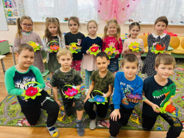 Акция "Подарок для мамы" в МДОУ Акция "Подарок для мамы" в МДОУ.